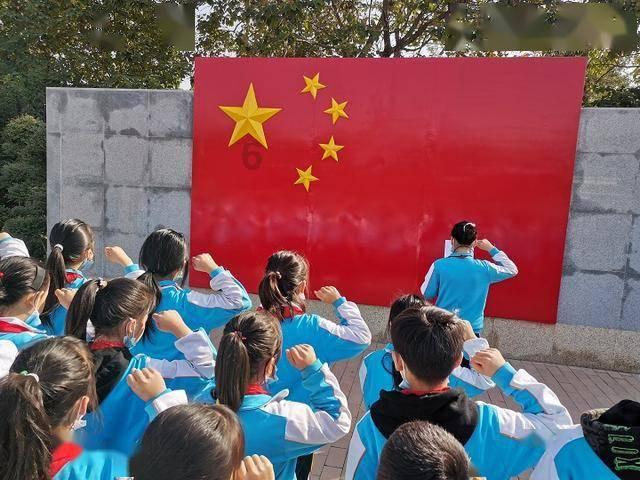 蝴蝶消消乐